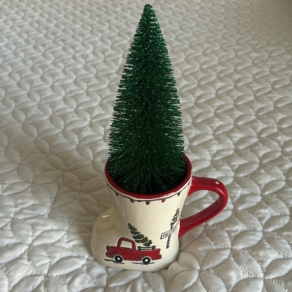 Potter’s Studio Tree Farm Christmas Mug with Red Truck and Novelty Tree Insert - Picture 1 of 8